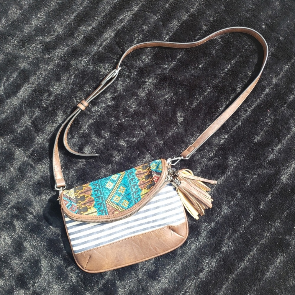Cross body purse